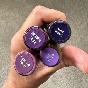 Set of 4 bold, limited edition Lipsense shades